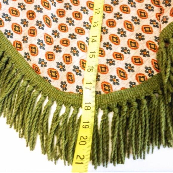 Vintage Girl’s Fringed Poncho Sweater Sz M/L - Picture 8 of 12